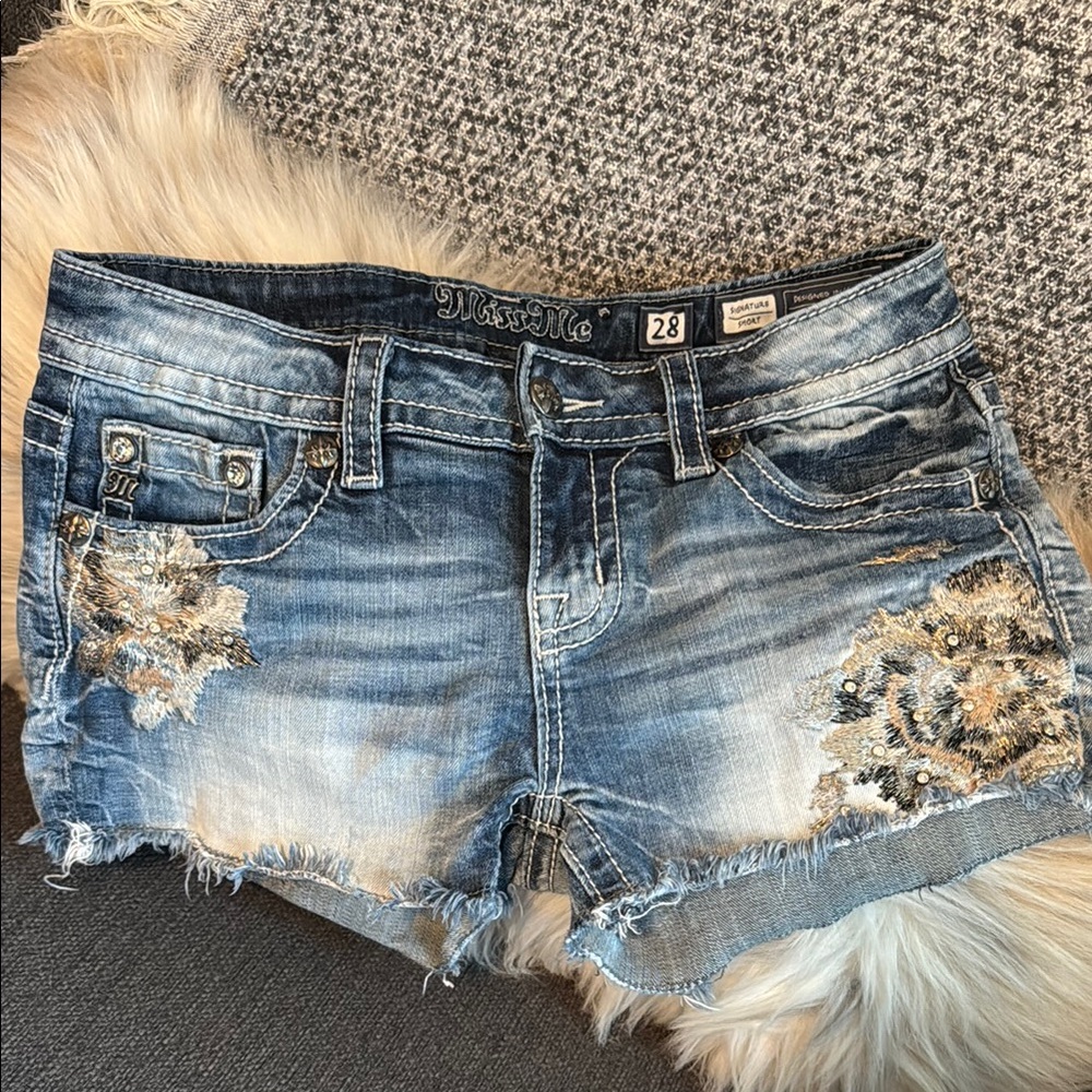 🔥Miss Me Blue Distressed Jean Shorts